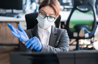 Bloodborne Pathogens: Standard Precautions in the Workplace Training Course