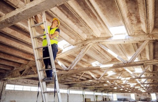 Workplace Safety: Using Ladders Safely Training Course